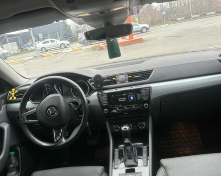 Сірий Шкода Суперб, об'ємом двигуна 2 л та пробігом 245 тис. км за 17900 $, фото 11 на Automoto.ua