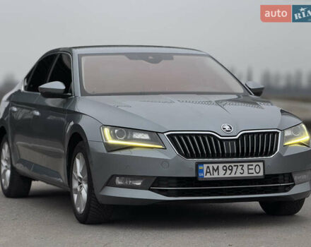 Серый Шкода Суперб, объемом двигателя 2 л и пробегом 252 тыс. км за 15800 $, фото 5 на Automoto.ua