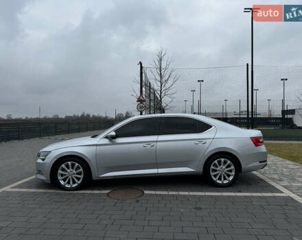 Серый Шкода Суперб, объемом двигателя 1.97 л и пробегом 243 тыс. км за 16499 $, фото 16 на Automoto.ua