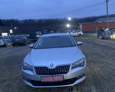 Сірий Шкода Суперб, об'ємом двигуна 2 л та пробігом 299 тис. км за 11950 $, фото 1 на Automoto.ua