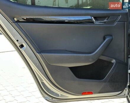 Сірий Шкода Суперб, об'ємом двигуна 1.97 л та пробігом 154 тис. км за 19599 $, фото 31 на Automoto.ua