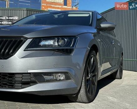 Серый Шкода Суперб, объемом двигателя 1.97 л и пробегом 154 тыс. км за 19999 $, фото 3 на Automoto.ua