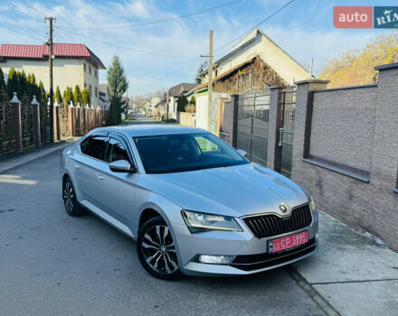 Серый Шкода Суперб, объемом двигателя 2 л и пробегом 210 тыс. км за 16450 $, фото 13 на Automoto.ua