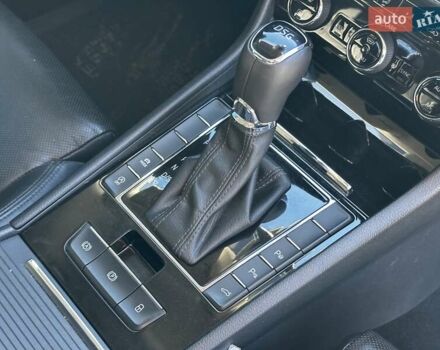 Сірий Шкода Суперб, об'ємом двигуна 1.97 л та пробігом 154 тис. км за 19599 $, фото 44 на Automoto.ua