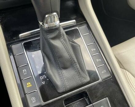 Серый Шкода Суперб, объемом двигателя 2 л и пробегом 260 тыс. км за 19500 $, фото 57 на Automoto.ua