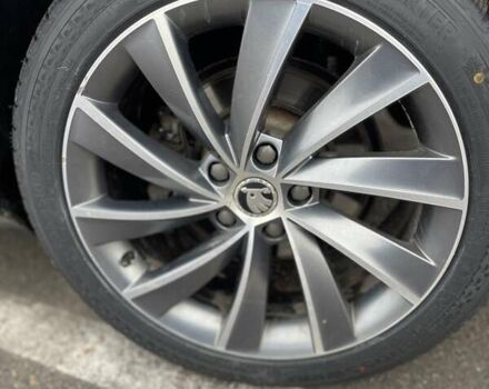 Серый Шкода Суперб, объемом двигателя 2 л и пробегом 260 тыс. км за 19500 $, фото 75 на Automoto.ua