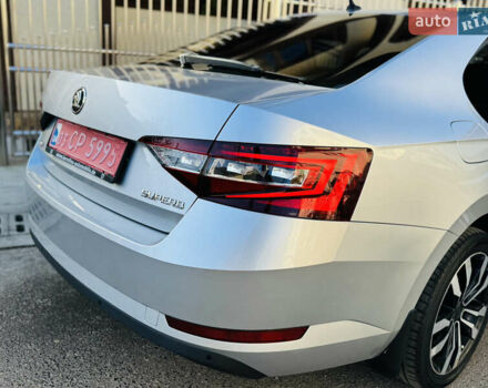 Серый Шкода Суперб, объемом двигателя 2 л и пробегом 210 тыс. км за 16450 $, фото 44 на Automoto.ua