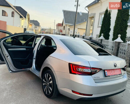 Серый Шкода Суперб, объемом двигателя 2 л и пробегом 210 тыс. км за 16450 $, фото 22 на Automoto.ua