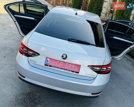 Серый Шкода Суперб, объемом двигателя 2 л и пробегом 210 тыс. км за 16450 $, фото 12 на Automoto.ua