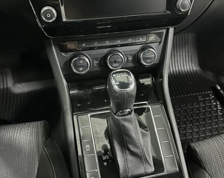 Серый Шкода Суперб, объемом двигателя 2 л и пробегом 200 тыс. км за 8900 $, фото 7 на Automoto.ua