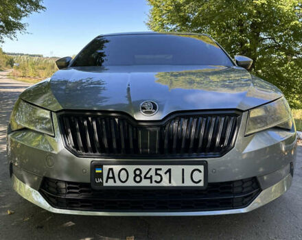 Шкода Суперб 2017 в Виннице на Automoto.ua Серый Шкода Суперб, объемом двигателя 1.97 л и пробегом 265 тыс. км за 17500 $, фото 1 на Automoto.ua