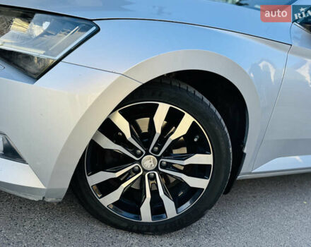 Серый Шкода Суперб, объемом двигателя 2 л и пробегом 210 тыс. км за 16450 $, фото 11 на Automoto.ua