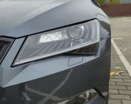 Серый Шкода Суперб, объемом двигателя 1.8 л и пробегом 130 тыс. км за 20000 $, фото 6 на Automoto.ua