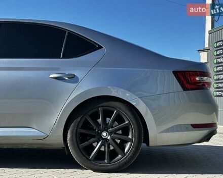 Сірий Шкода Суперб, об'ємом двигуна 1.97 л та пробігом 154 тис. км за 19599 $, фото 7 на Automoto.ua