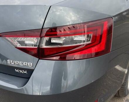 Серый Шкода Суперб, объемом двигателя 2 л и пробегом 260 тыс. км за 19500 $, фото 29 на Automoto.ua