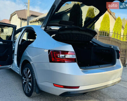 Серый Шкода Суперб, объемом двигателя 2 л и пробегом 210 тыс. км за 16450 $, фото 87 на Automoto.ua