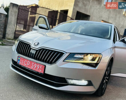 Серый Шкода Суперб, объемом двигателя 2 л и пробегом 210 тыс. км за 16450 $, фото 73 на Automoto.ua