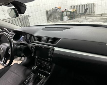 Серый Шкода Суперб, объемом двигателя 2 л и пробегом 200 тыс. км за 8900 $, фото 6 на Automoto.ua