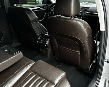 Сірий Шкода Суперб, об'ємом двигуна 1.97 л та пробігом 317 тис. км за 17700 $, фото 13 на Automoto.ua