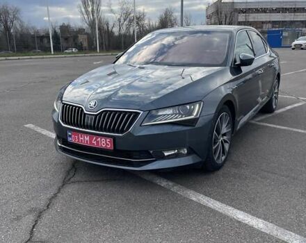 Серый Шкода Суперб, объемом двигателя 2 л и пробегом 260 тыс. км за 19500 $, фото 18 на Automoto.ua