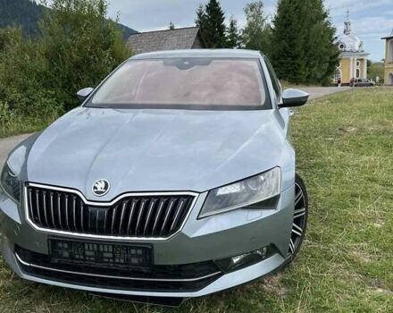 Шкода Суперб 2017 в Межгорье на Automoto.ua Серый Шкода Суперб, объемом двигателя 1.97 л и пробегом 212 тыс. км за 21000 $, фото 2 на Automoto.ua
