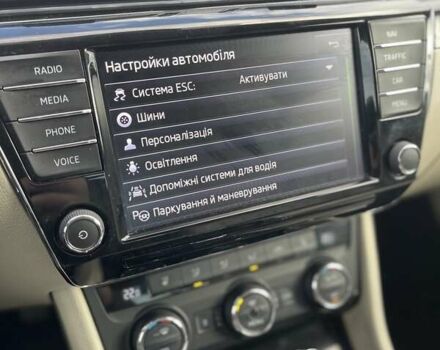 Серый Шкода Суперб, объемом двигателя 2 л и пробегом 260 тыс. км за 19500 $, фото 102 на Automoto.ua