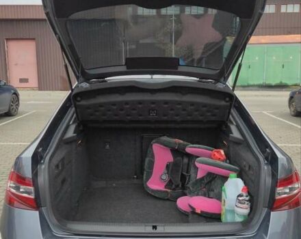 Серый Шкода Суперб, объемом двигателя 1.8 л и пробегом 130 тыс. км за 20000 $, фото 10 на Automoto.ua