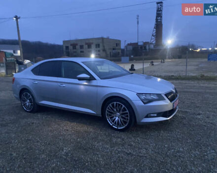 Сірий Шкода Суперб, об'ємом двигуна 2 л та пробігом 299 тис. км за 11950 $, фото 6 на Automoto.ua