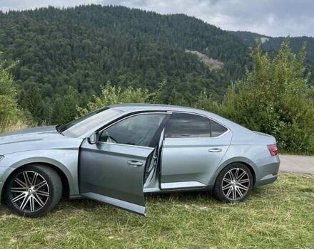 Шкода Суперб 2017 в Межгорье на Automoto.ua Серый Шкода Суперб, объемом двигателя 1.97 л и пробегом 212 тыс. км за 21000 $, фото 14 на Automoto.ua