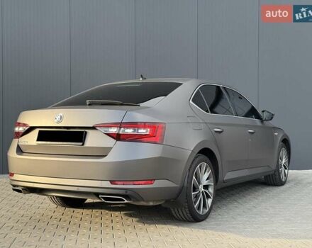 Сірий Шкода Суперб, об'ємом двигуна 1.97 л та пробігом 151 тис. км за 29500 $, фото 5 на Automoto.ua