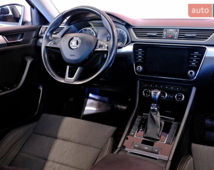 Серый Шкода Суперб, объемом двигателя 1.8 л и пробегом 102 тыс. км за 16900 $, фото 57 на Automoto.ua