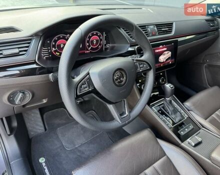 Сірий Шкода Суперб, об'ємом двигуна 1.97 л та пробігом 151 тис. км за 29500 $, фото 15 на Automoto.ua