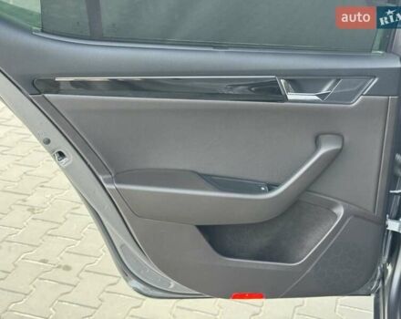 Сірий Шкода Суперб, об'ємом двигуна 1.97 л та пробігом 151 тис. км за 29500 $, фото 16 на Automoto.ua