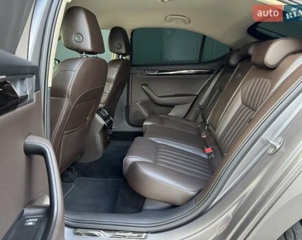 Сірий Шкода Суперб, об'ємом двигуна 1.97 л та пробігом 151 тис. км за 29500 $, фото 18 на Automoto.ua