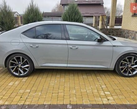 Серый Шкода Суперб, объемом двигателя 1.97 л и пробегом 175 тыс. км за 26300 $, фото 7 на Automoto.ua