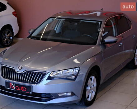 Серый Шкода Суперб, объемом двигателя 1.8 л и пробегом 102 тыс. км за 16900 $, фото 3 на Automoto.ua