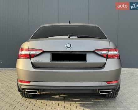 Сірий Шкода Суперб, об'ємом двигуна 1.97 л та пробігом 151 тис. км за 29500 $, фото 4 на Automoto.ua
