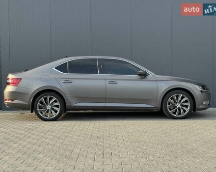 Сірий Шкода Суперб, об'ємом двигуна 1.97 л та пробігом 151 тис. км за 29500 $, фото 6 на Automoto.ua