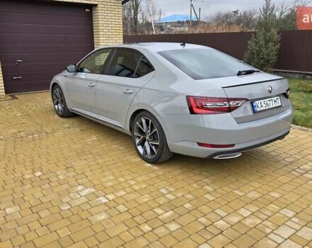 Серый Шкода Суперб, объемом двигателя 1.97 л и пробегом 175 тыс. км за 26300 $, фото 4 на Automoto.ua