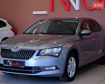 Серый Шкода Суперб, объемом двигателя 1.8 л и пробегом 102 тыс. км за 16900 $, фото 4 на Automoto.ua