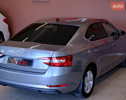 Серый Шкода Суперб, объемом двигателя 1.8 л и пробегом 102 тыс. км за 16900 $, фото 20 на Automoto.ua