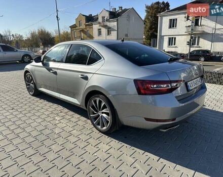 Серый Шкода Суперб, объемом двигателя 1.98 л и пробегом 64 тыс. км за 30700 $, фото 1 на Automoto.ua