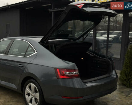 Серый Шкода Суперб, объемом двигателя 1.97 л и пробегом 230 тыс. км за 18900 $, фото 19 на Automoto.ua