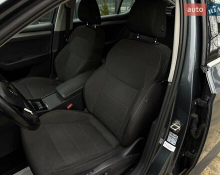 Серый Шкода Суперб, объемом двигателя 1.97 л и пробегом 230 тыс. км за 18900 $, фото 16 на Automoto.ua