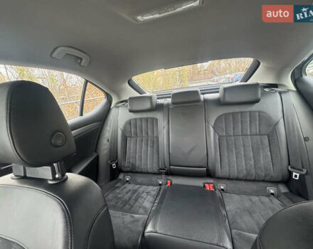 Серый Шкода Суперб, объемом двигателя 1.8 л и пробегом 113 тыс. км за 18400 $, фото 19 на Automoto.ua