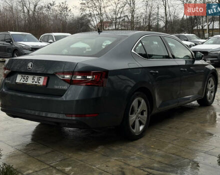 Серый Шкода Суперб, объемом двигателя 1.97 л и пробегом 230 тыс. км за 18900 $, фото 4 на Automoto.ua