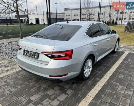 Серый Шкода Суперб, объемом двигателя 1.97 л и пробегом 155 тыс. км за 25000 $, фото 8 на Automoto.ua