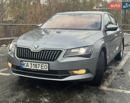 Серый Шкода Суперб, объемом двигателя 1.8 л и пробегом 113 тыс. км за 18400 $, фото 1 на Automoto.ua