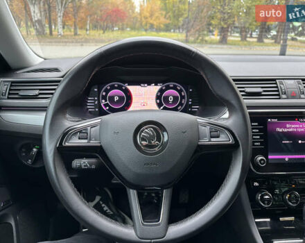 Серый Шкода Суперб, объемом двигателя 1.97 л и пробегом 167 тыс. км за 30750 $, фото 11 на Automoto.ua