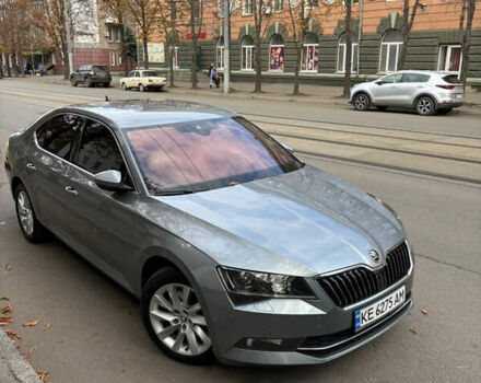 Серый Шкода Суперб, объемом двигателя 1.97 л и пробегом 167 тыс. км за 30750 $, фото 1 на Automoto.ua